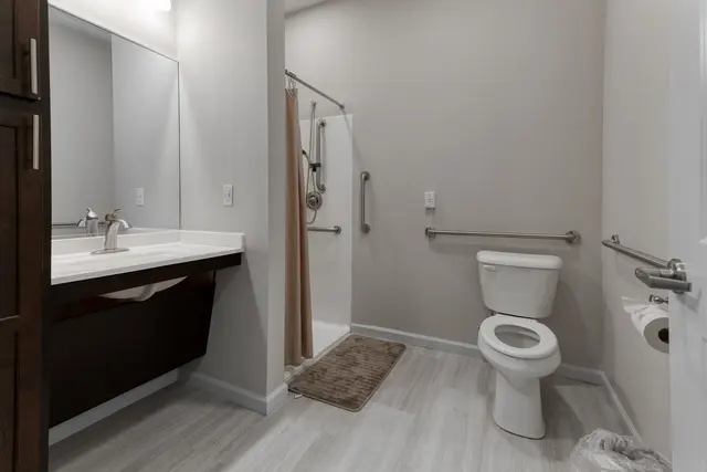 Cedarhurst Senior Living of Blue Springs — photo from the business 12