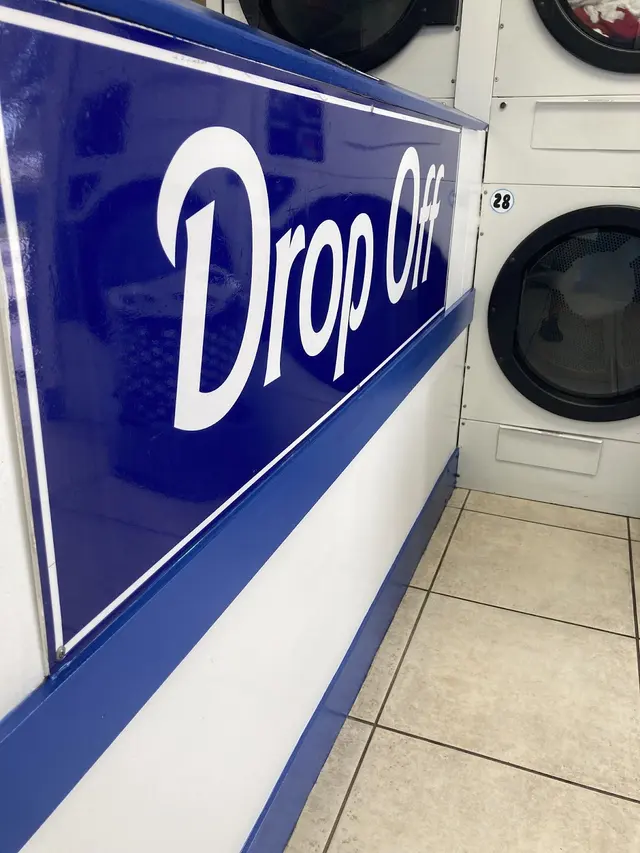 Wash Rite Laundry - St. Cloud - Laundromat — photo from the business 5