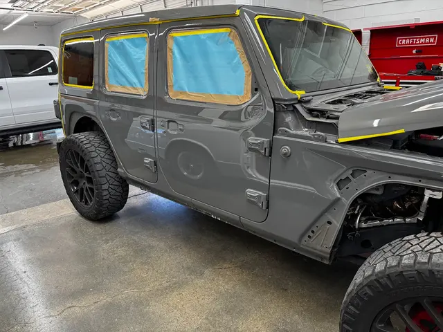 Lux Auto Body Inc — photo from the business 2