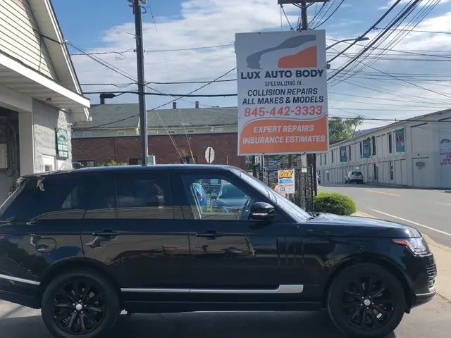 Lux Auto Body Inc — photo from the business 8