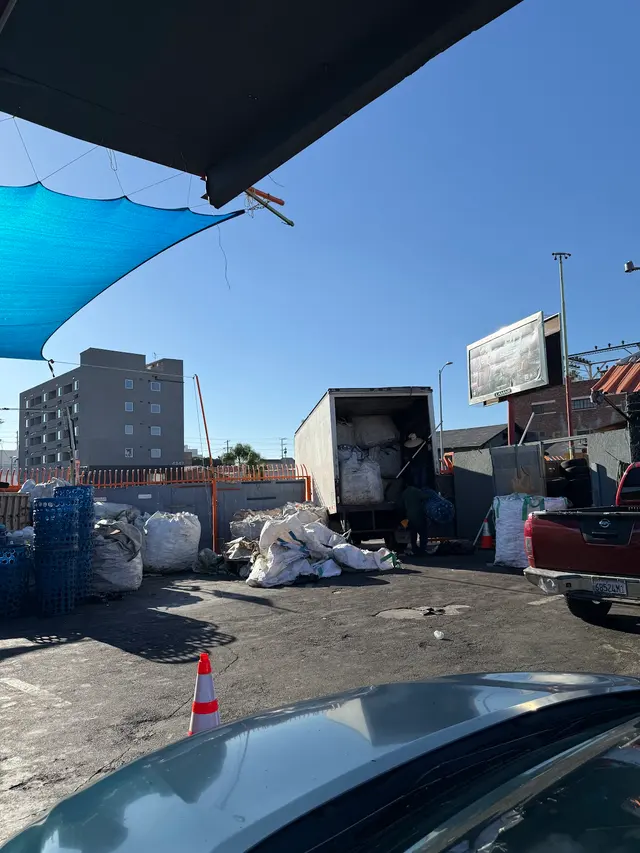 DÀJÉS Recycling Center — customer photo 4