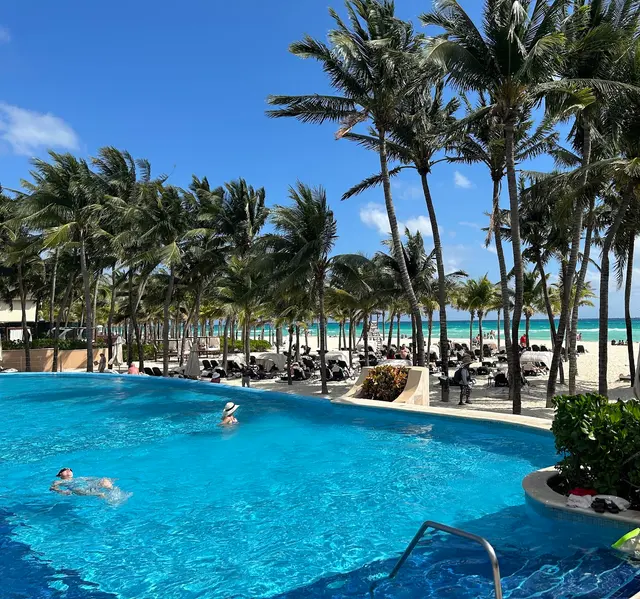 Customer photo of work by Travel TK, from Elise Kendall's review