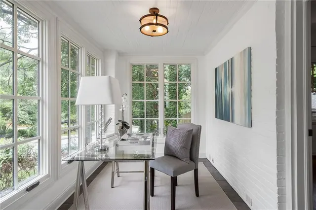 No Vacancy Atlanta Home Staging — photo from the business 9