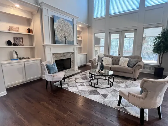 Sheer home staging — photo from the business 3
