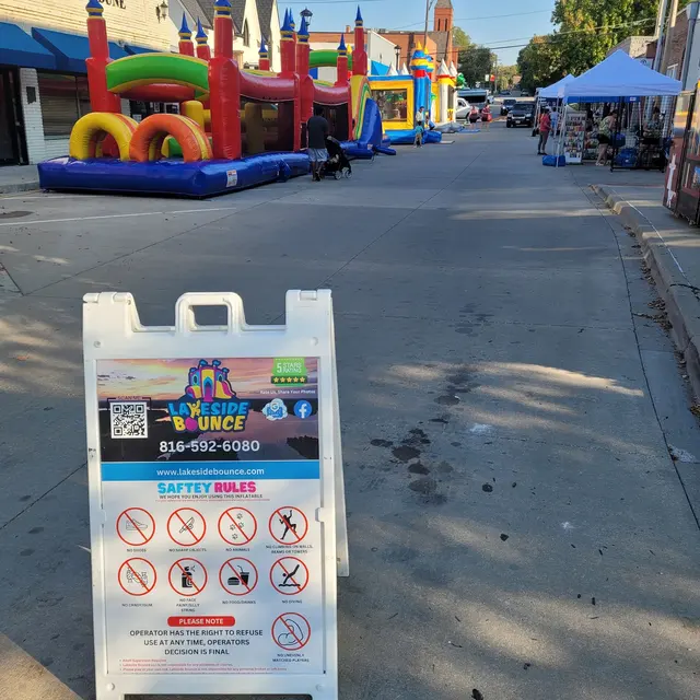 Lakeside Bounce — photo from the business 1
