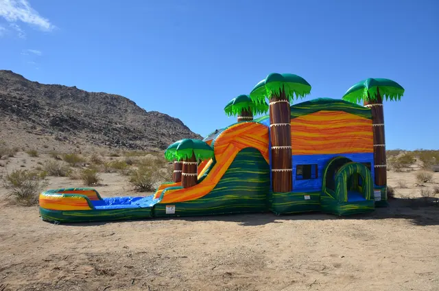 Lakeside Bounce — photo from the business 6