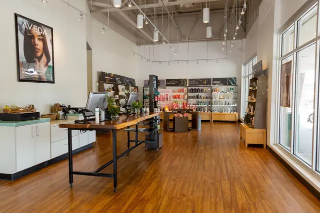 Natural Alternatives Salon & Spa Western Plaza — photo from the business 4