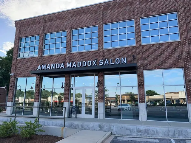 Amanda Maddox Salon — photo from the business 6