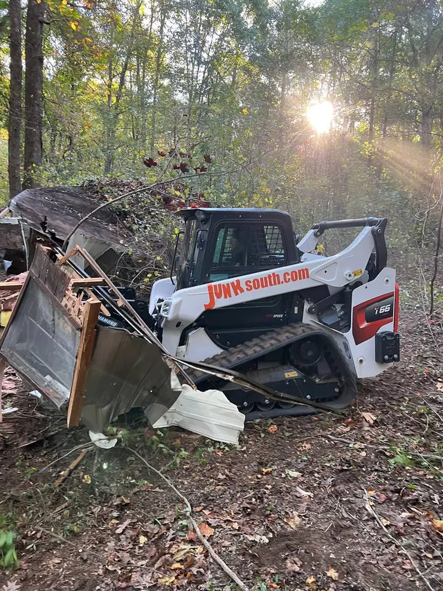 Junk South — photo from the business 11