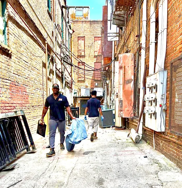 Junk South — photo from the business 12