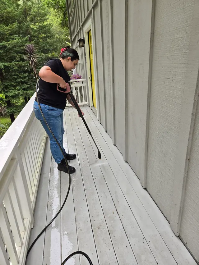 Polished Panes Window, Gutter, & Solar Panel Cleaning Company of Oakland, CA — photo from the business 6