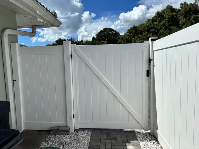 Customer photo of work by Fence Company Near Me - Pinellas, from Jessica Kilgore's review