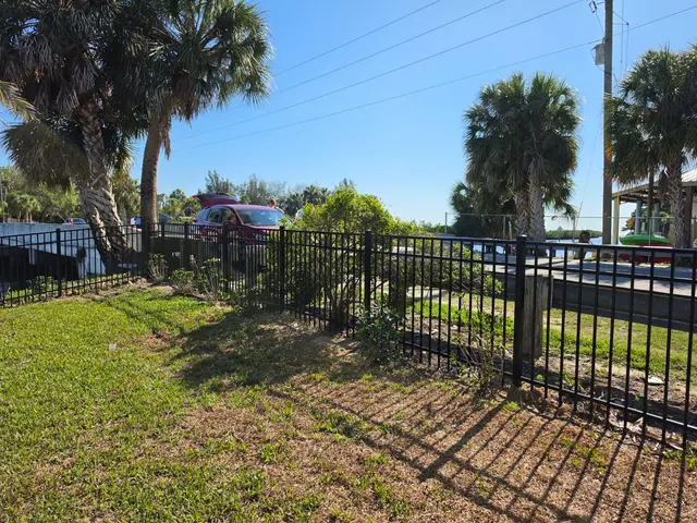 Affordable Home Fencing — photo from the business 8