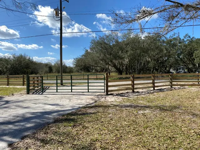 Wimauma Fencing — photo from the business 7