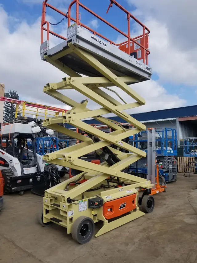 HD Equipment — photo from the business 10