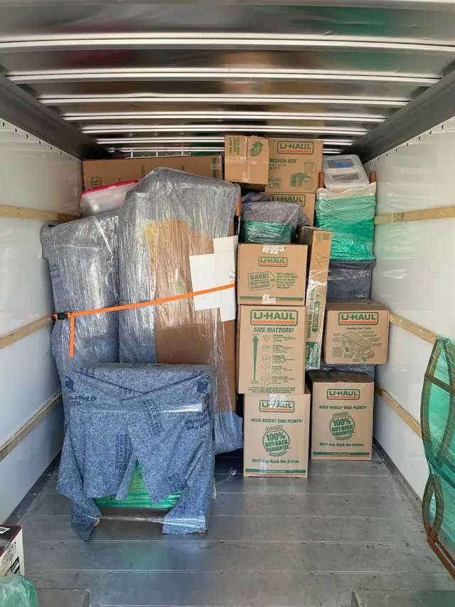 The Moving Magicians — photo from the business 1