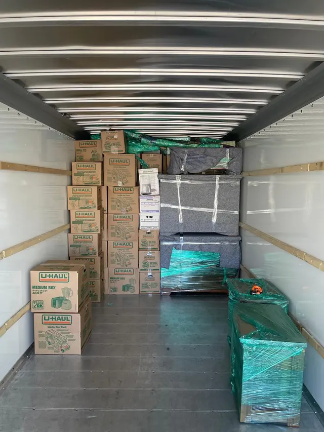 The Moving Magicians — photo from the business 9