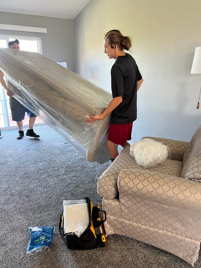 Straightline Moving - Rockford Movers — customer photo 3