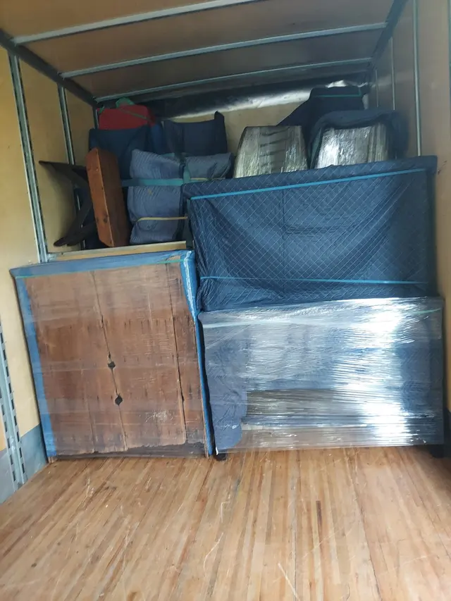Straightline Moving - Rockford Movers — customer photo 6