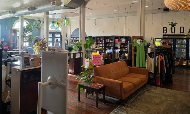 Zoi Market — customer photo 3