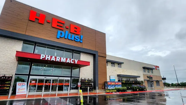H-E-B plus! — photo from the business 1