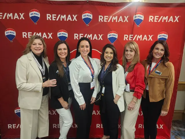 Cathy White, RE/MAX Premiere Group — photo from the business 9