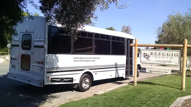 SilverWing Limo - Party Bus - Airport Shuttle — photo from the business 3