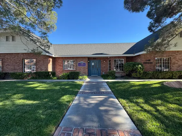 Avalon Realty and Oaktree Management, Inc. — photo from the business 12