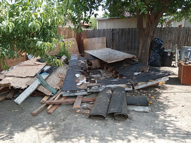 The Valley Junk Removal — photo from the business 11