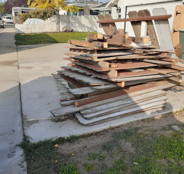 The Valley Junk Removal — photo from the business 6