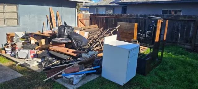 The Valley Junk Removal — photo from the business 12