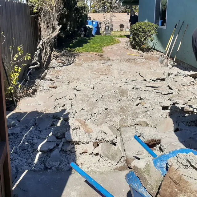 The Valley Junk Removal — photo from the business 7