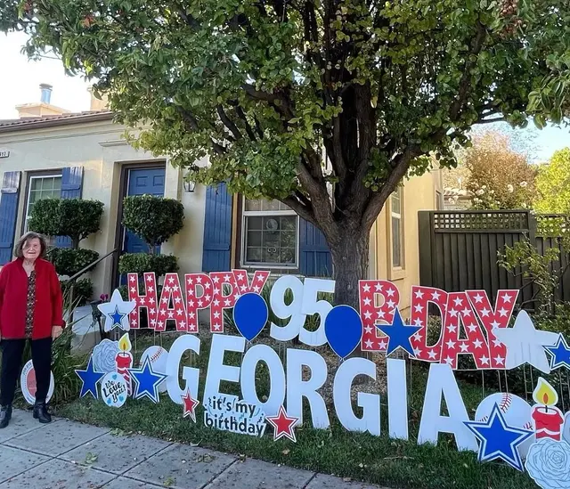 YARDPOPS Storks & More! FUN & UNIQUE YARD SIGNS - We celebrate Birthdays and Babies — photo from the business 9