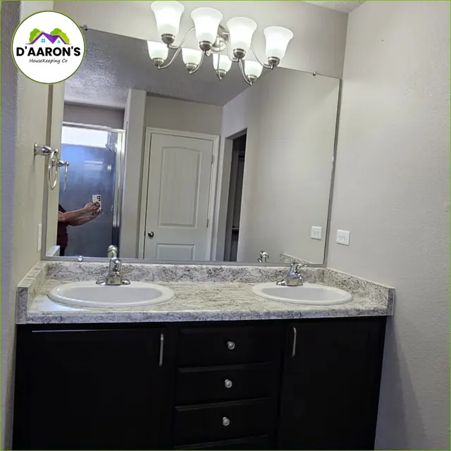 D'Aaron's HouseKeeping Co — photo from the business 2