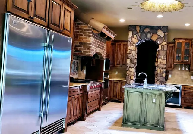 D'Aaron's HouseKeeping Co — photo from the business 4