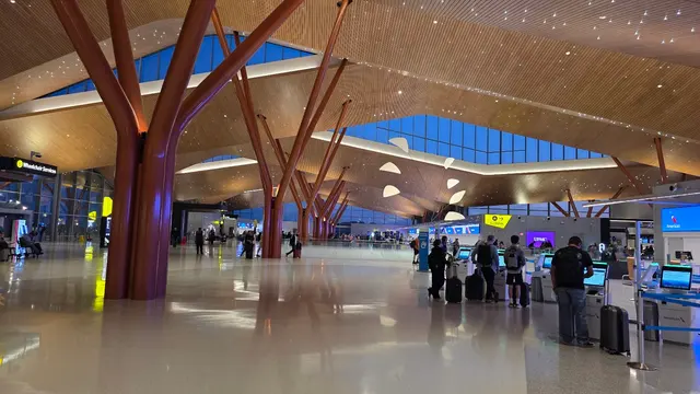 Pittsburgh International Airport — customer photo 6