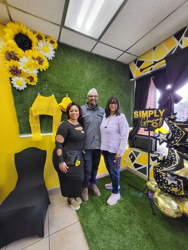 Simply Glowing Beauty Salon — photo from the business 8