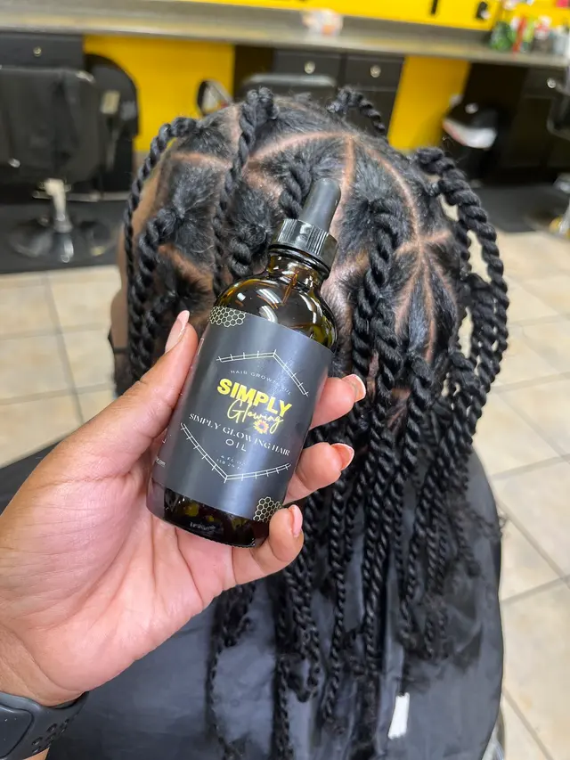 Simply Glowing Beauty Salon — photo from the business 4