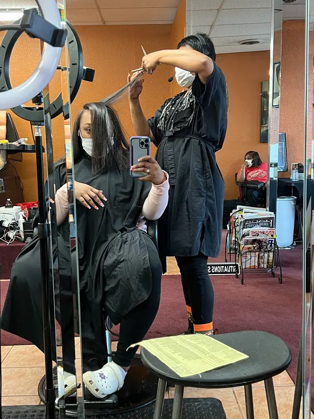 Situation's Hair & Nail Salon — photo from the business 3