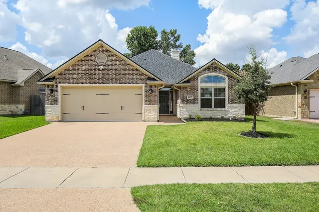 Wendy Flynn, REALTOR®, C21 Ashland Realty — customer photo 7