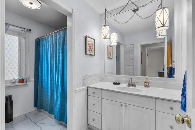 Wendy Flynn, REALTOR®, C21 Ashland Realty — photo from the business 3