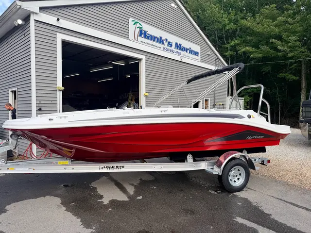 Hank's Marine — photo from the business 6