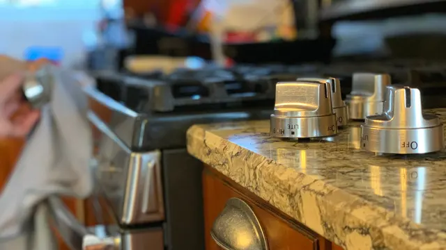 Above The Mess Cleaning — photo from the business 12