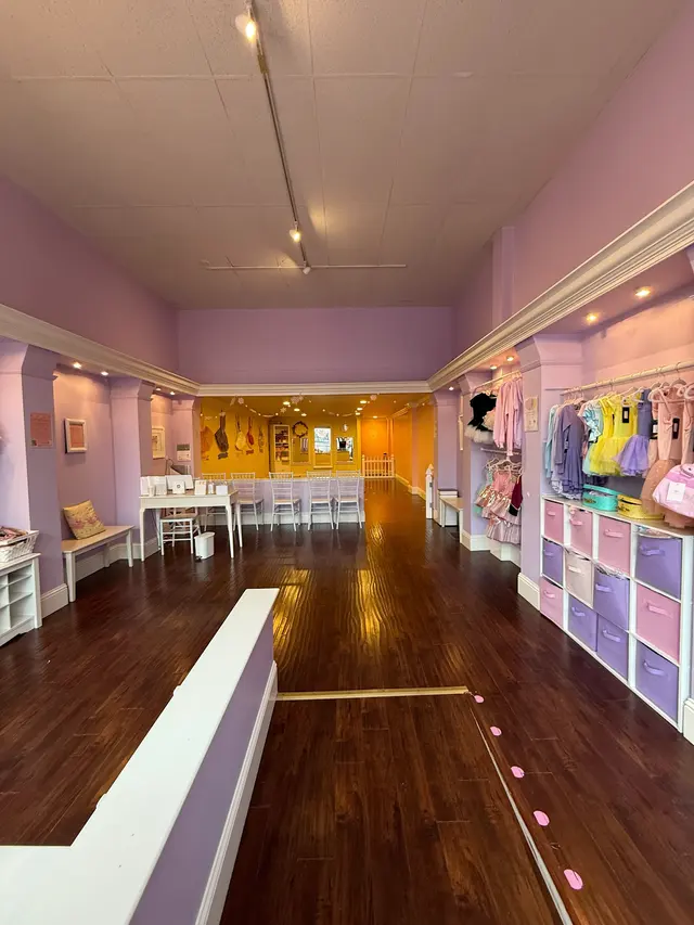 Tutu School West Portal — photo from the business 5