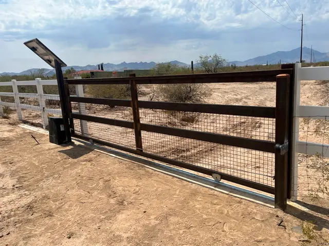 Moving Gate Systems — photo from the business 4