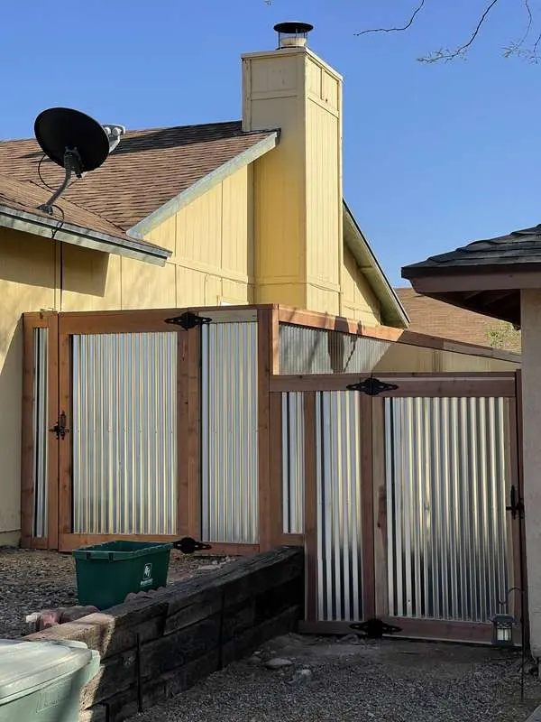 Del Toro Fence Solutions — photo from the business 12