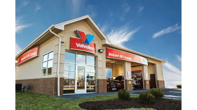 Valvoline Instant Oil Change — photo from the business 1