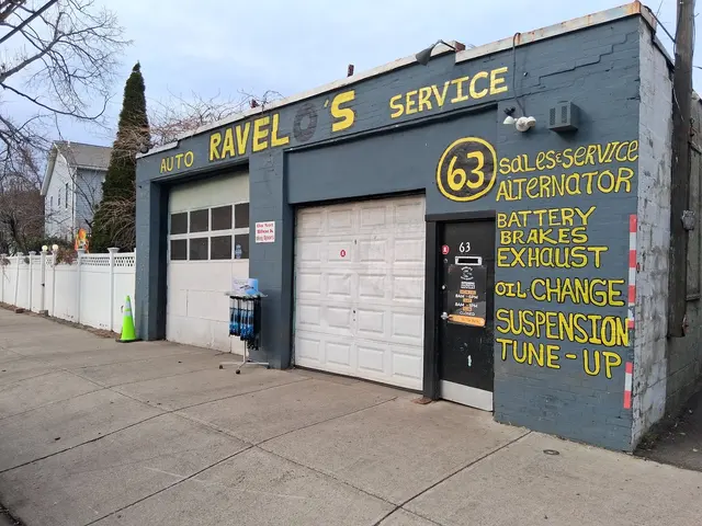 Ravelo's Auto Sales & Repair — photo from the business 1
