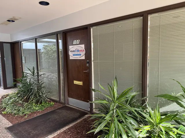 Your Home Sold Guaranteed Realty - Gloria Lu — photo from the business 3
