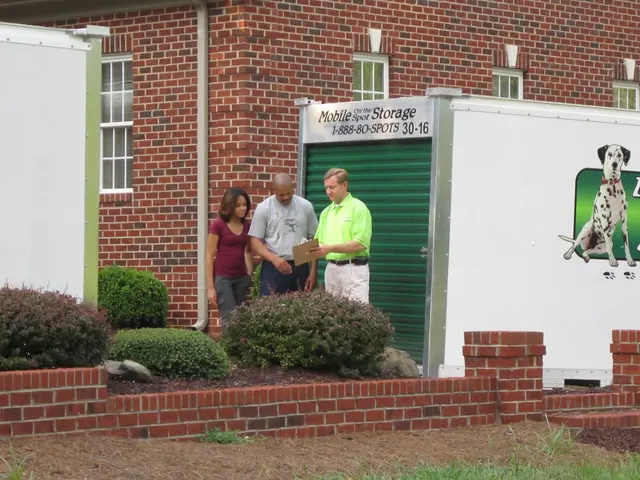 Mobile on the Spot Storage — photo from the business 7